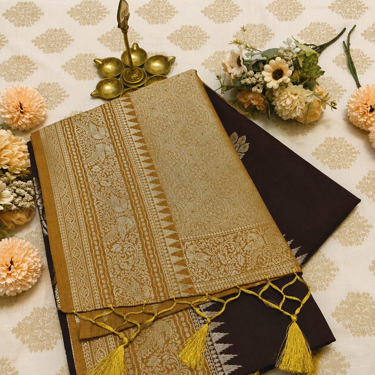 Antique Gold Zari Coffee Brown Saree