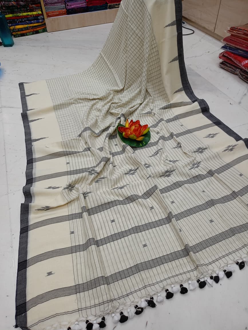 Bengal Cotton Saree – Ivory Heritage Elegance