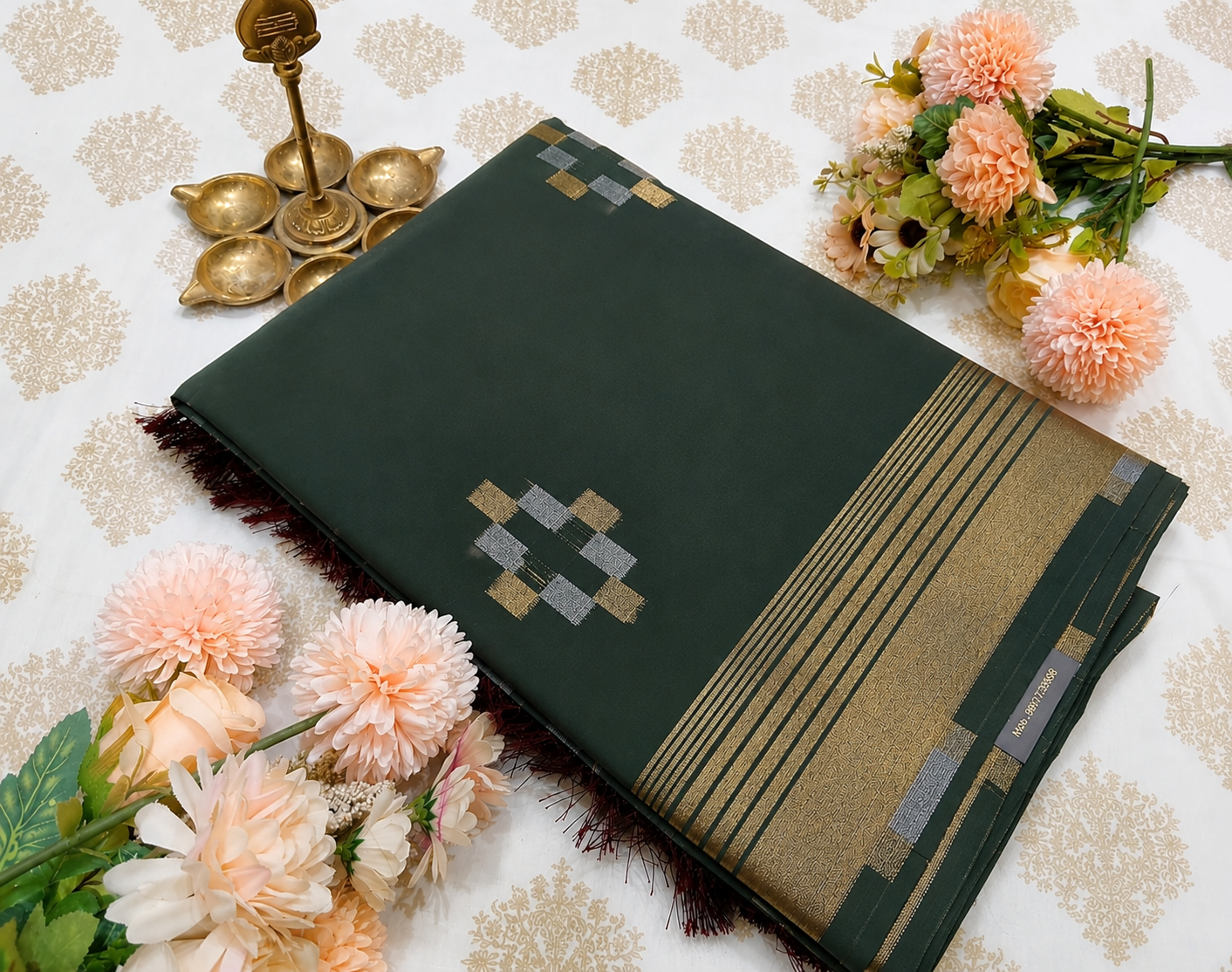 Elegant Grey Handloom Saree with Metallic Woven Border
