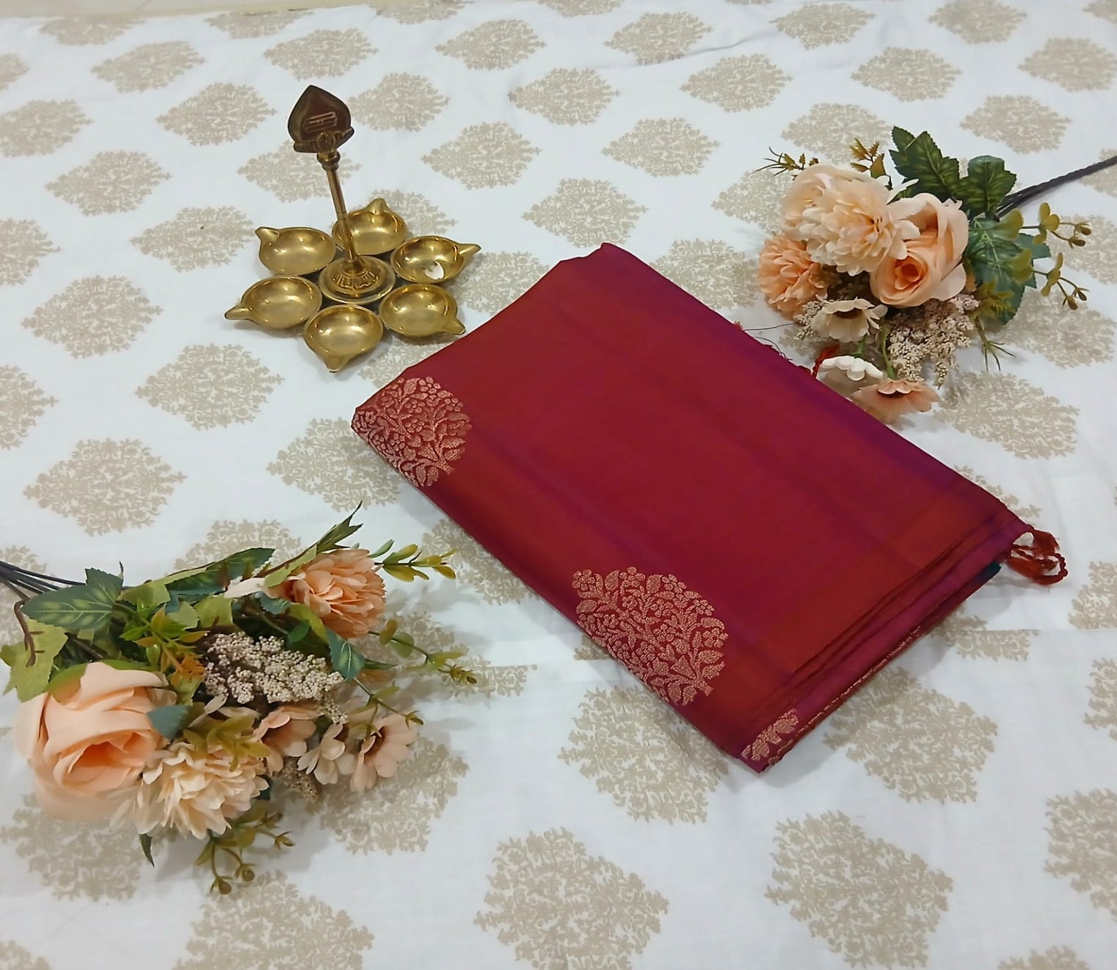 Magenta Self-Design Soft Silk Saree