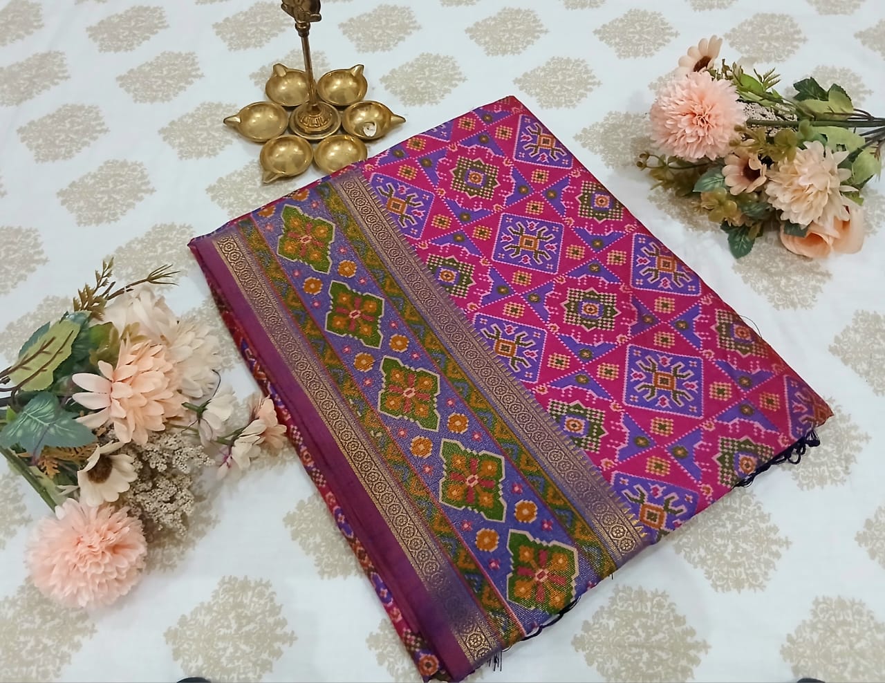 Pochampally Ikat saree- Rani Pink